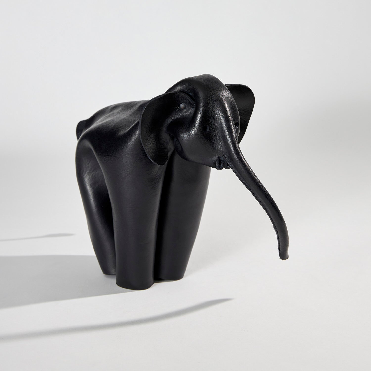 DERU Elefant Studio Hausen