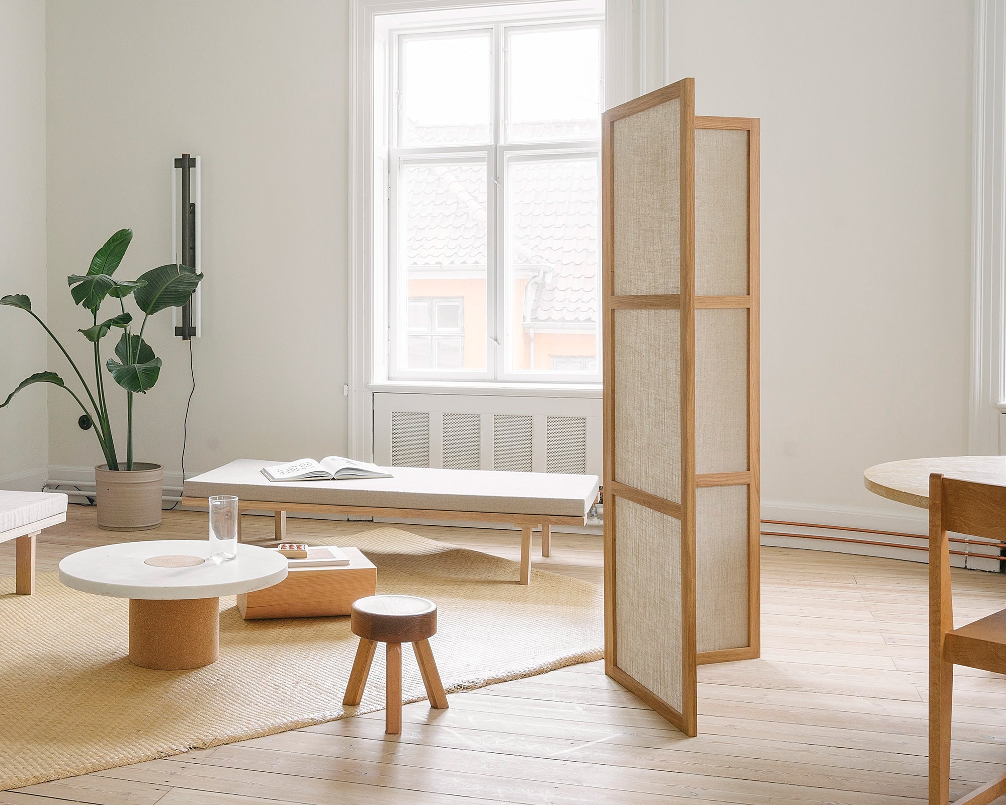 FRAMA - Frame Room Divider | Natural Oak / Linen | One Panel