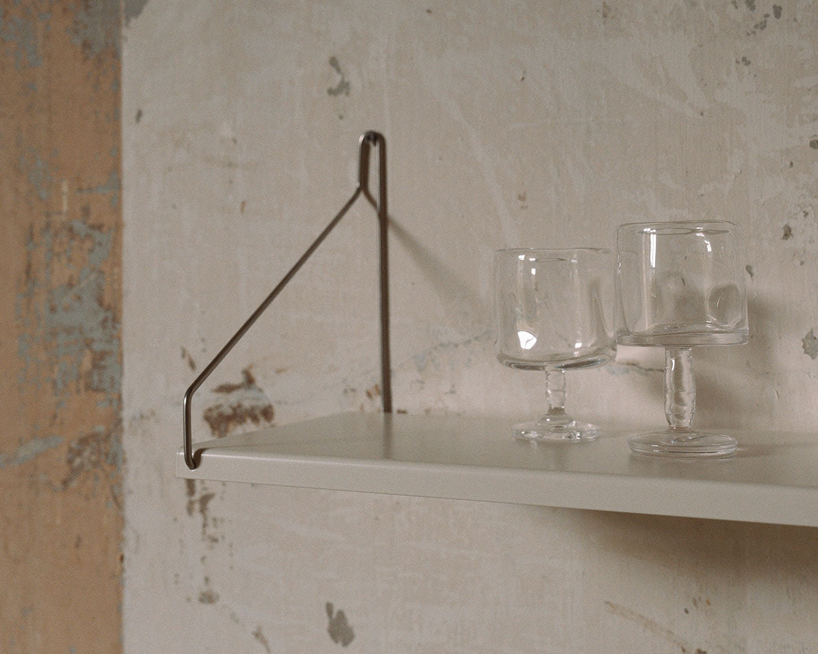 FRAMA - Single Shelf | Warm White Steel | D20 / W40 FRAMA