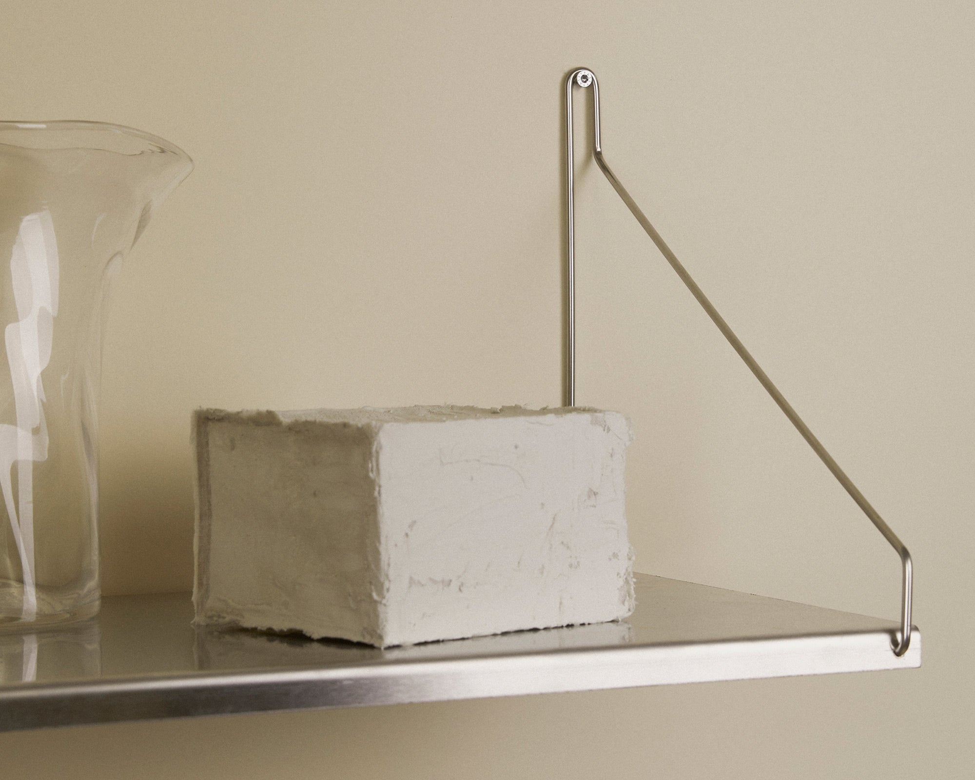 FRAMA - シングルシェルフ | ステンレススチール | D27 / W80