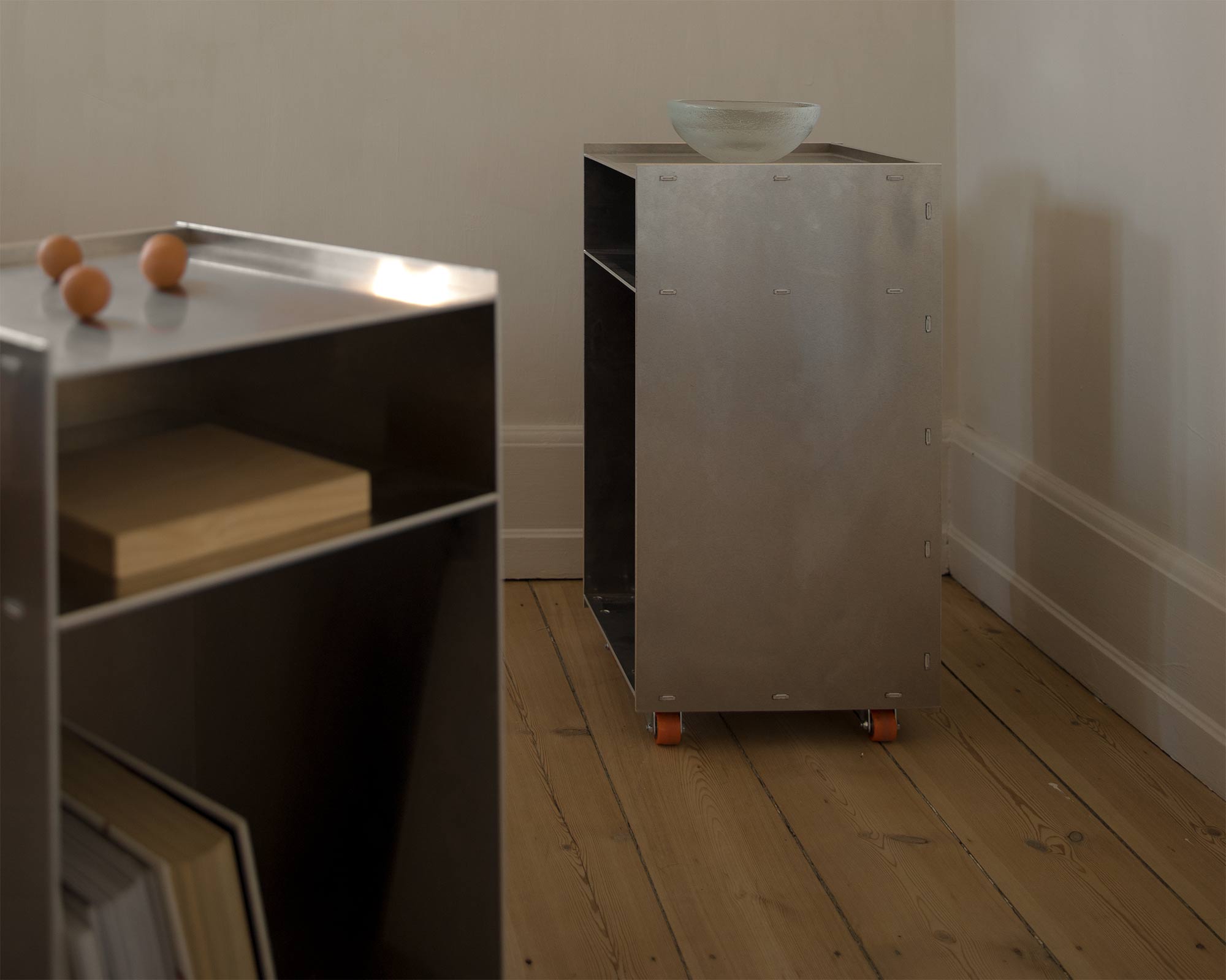 FRAMA - リベットカート | アルミニウム