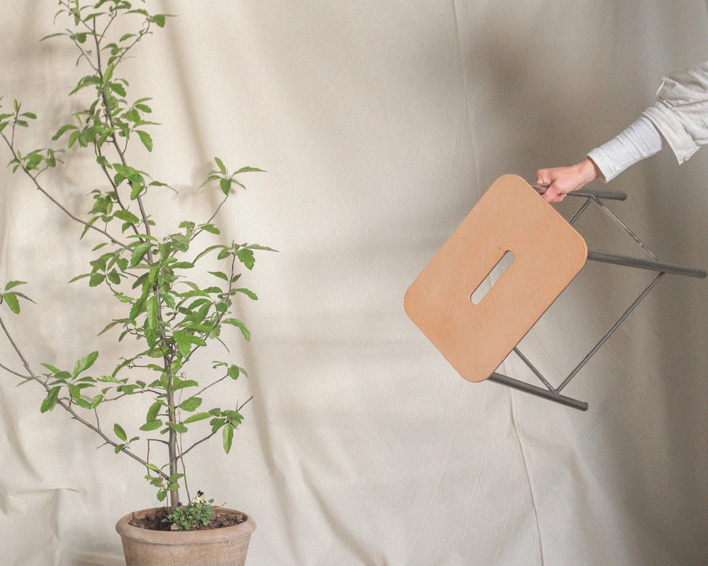 FRAMA - Adam スツール | スチール / 天然皮革 | H50