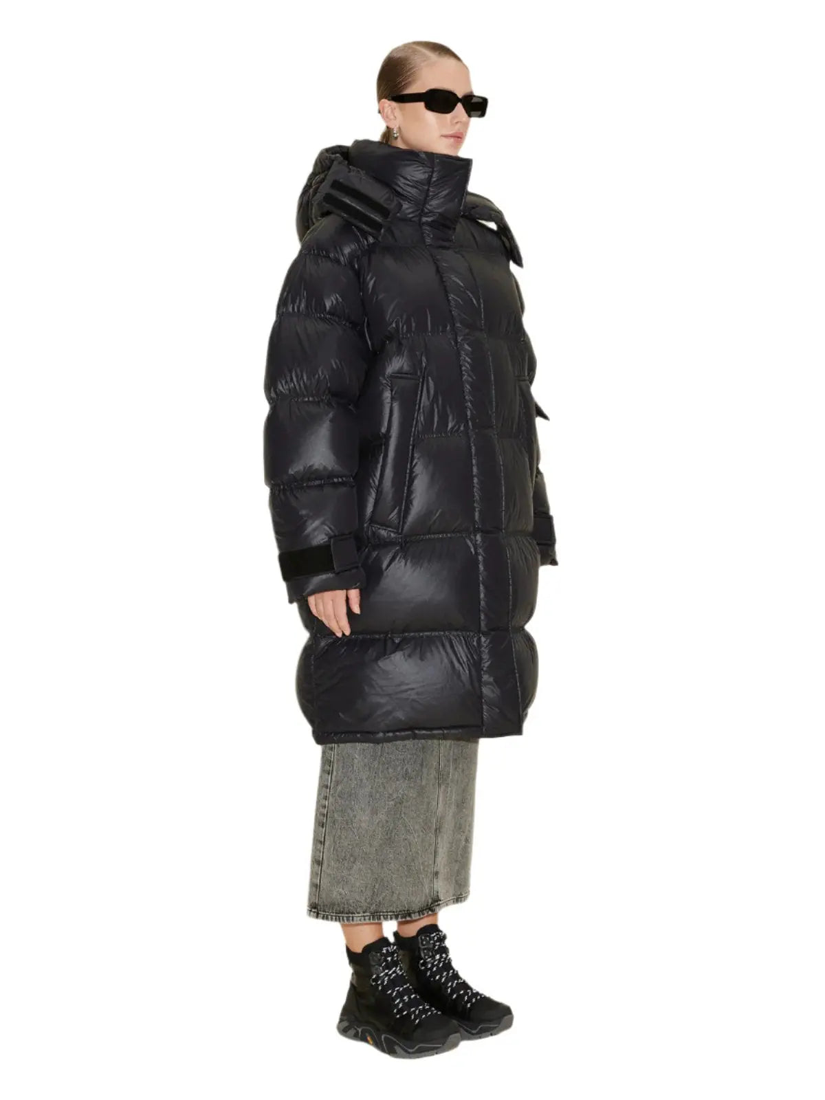 Steilia Down Jacket Black Holzweiler