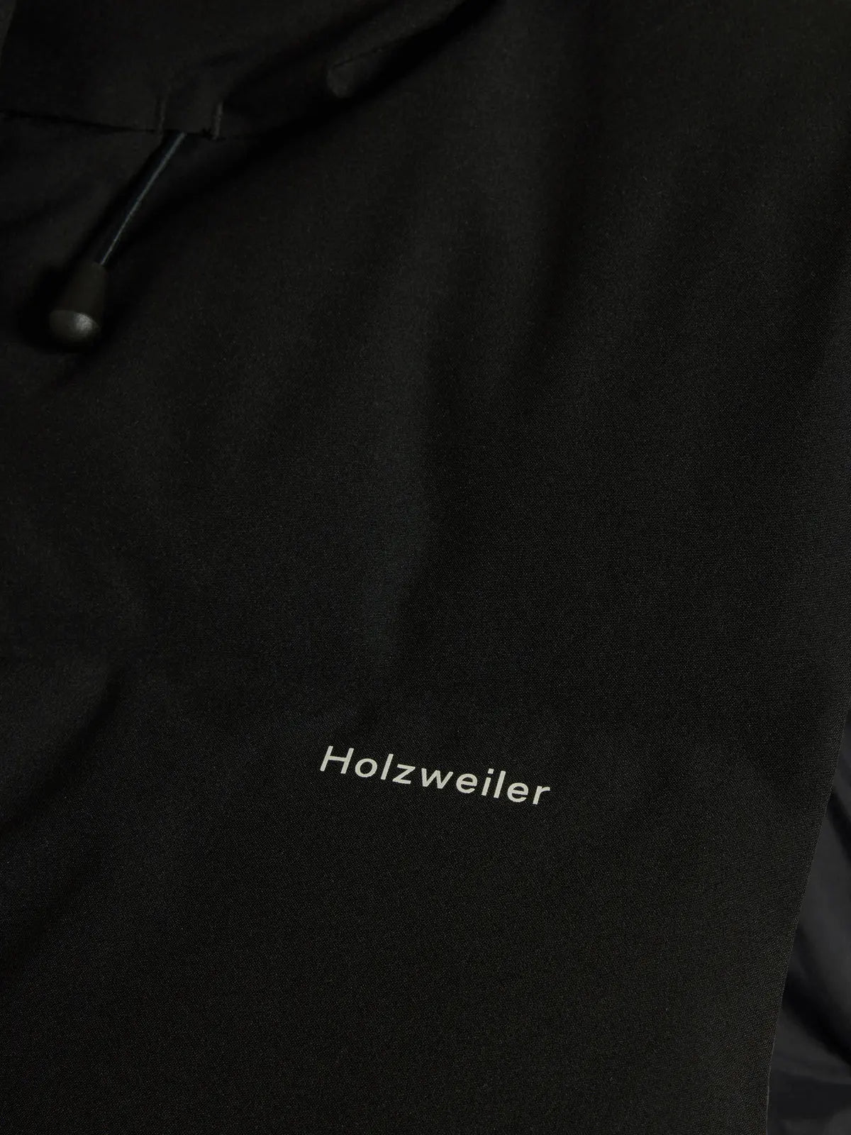 Sula Down Bib Black Holzweiler