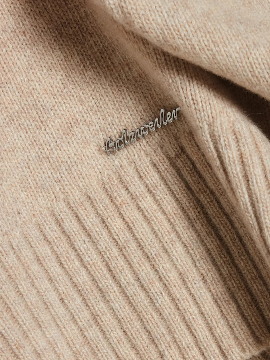 W. Lambswool knit Crew Sand Holzweiler