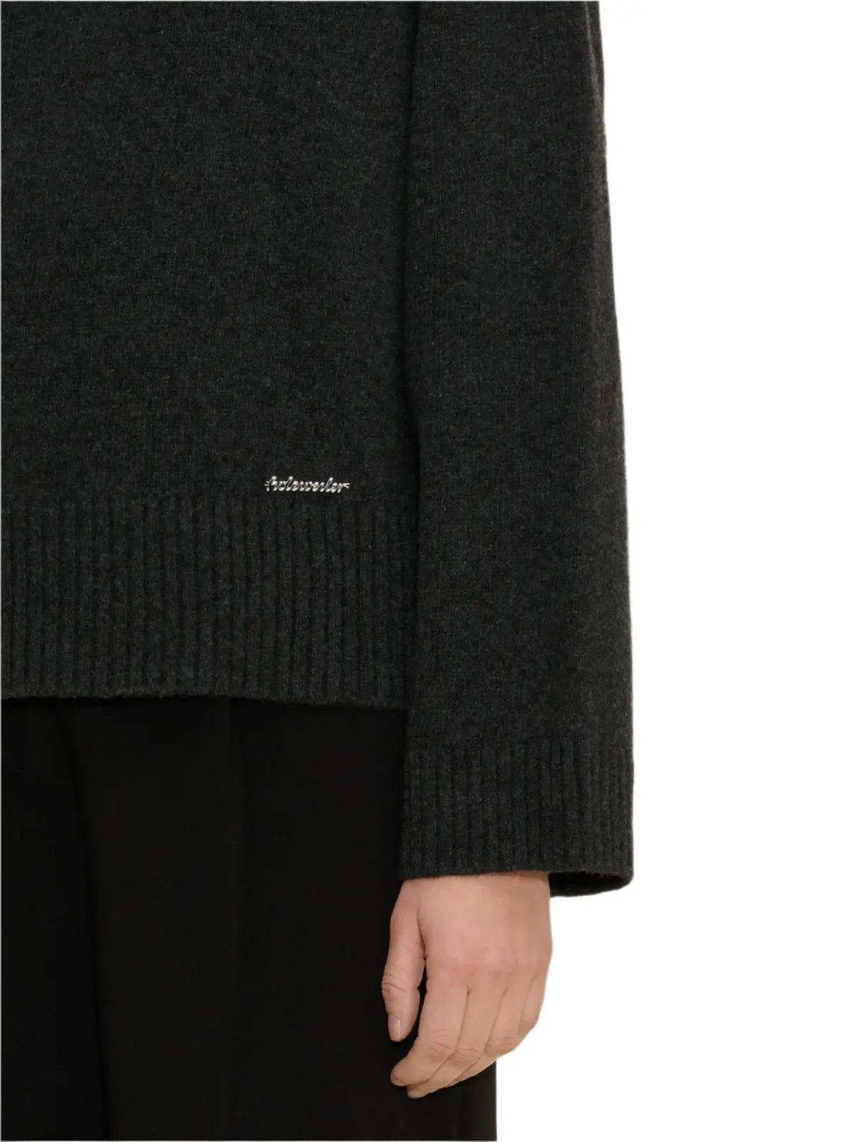 W. Lambswool knit Crew Dk. Grey Holzweiler