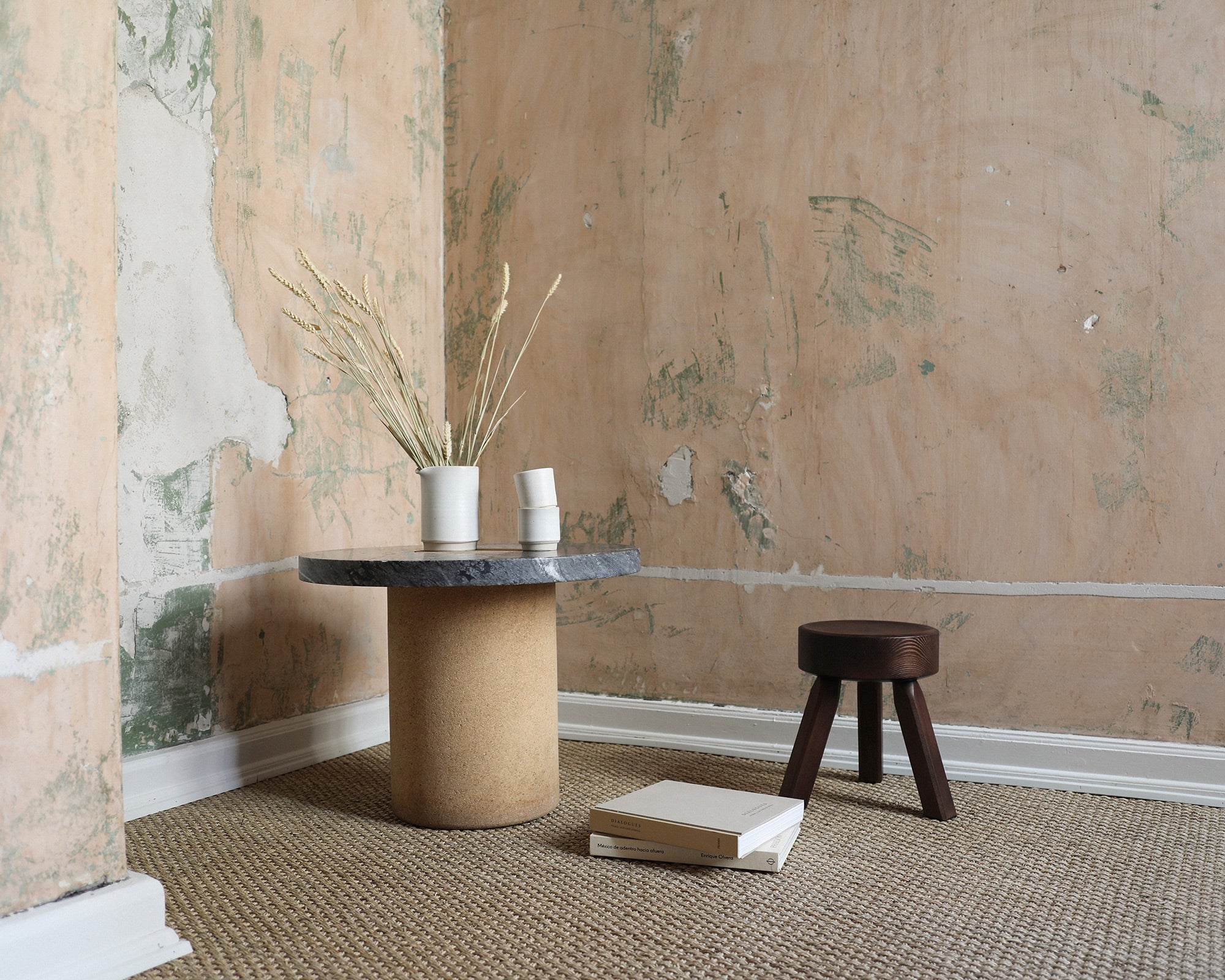 FRAMA - AML スツール | ダークパイン