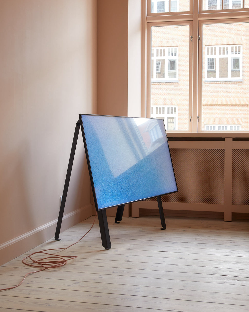 A-frame Stand - Charcoal Pedestal