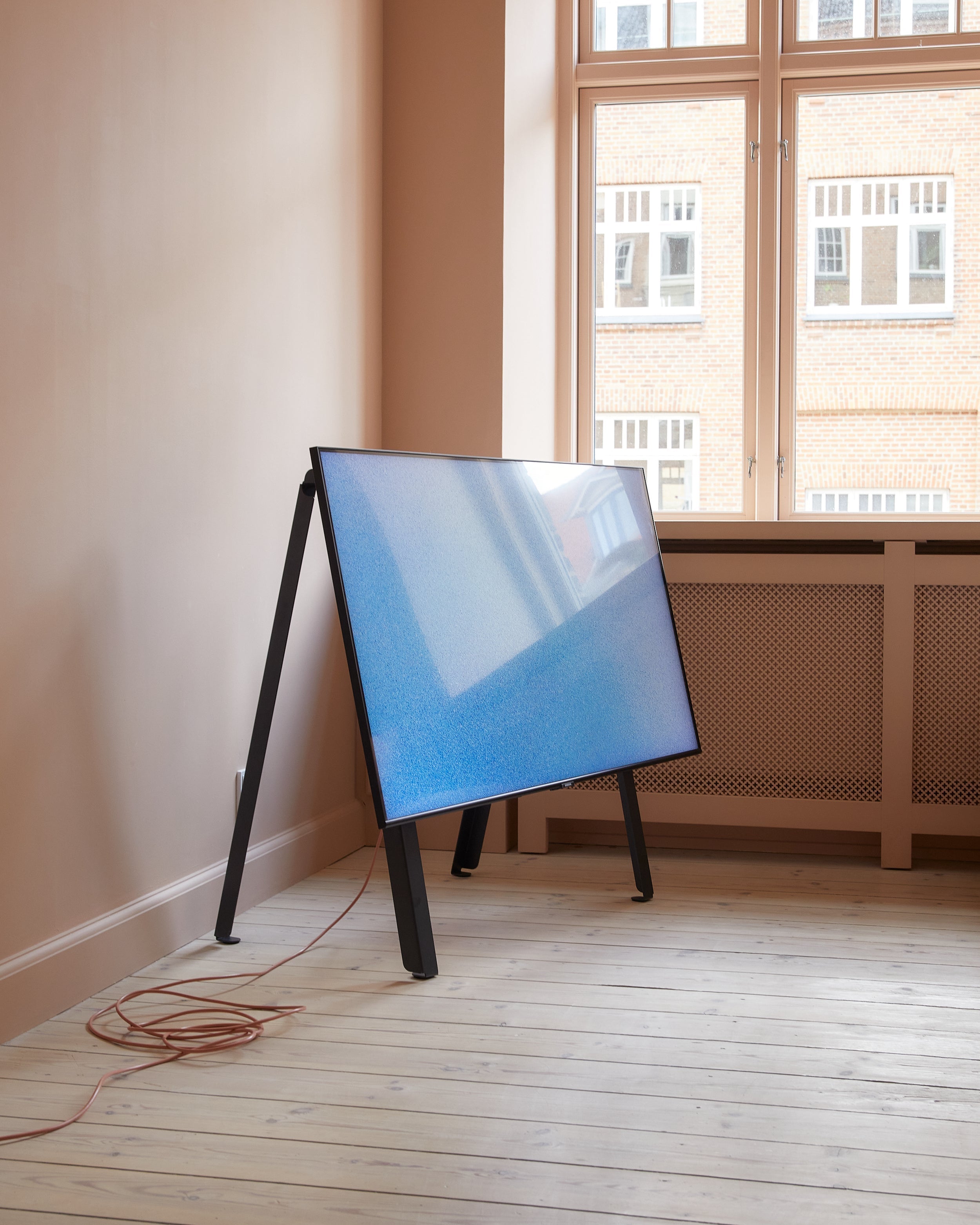 A-frame Stand - Charcoal Pedestal