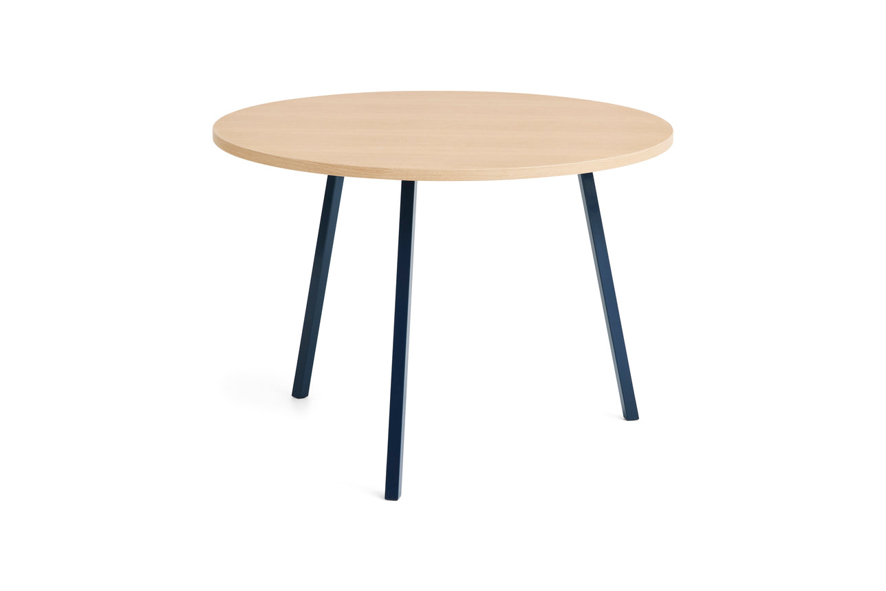 Loop Stand Round Table HAY