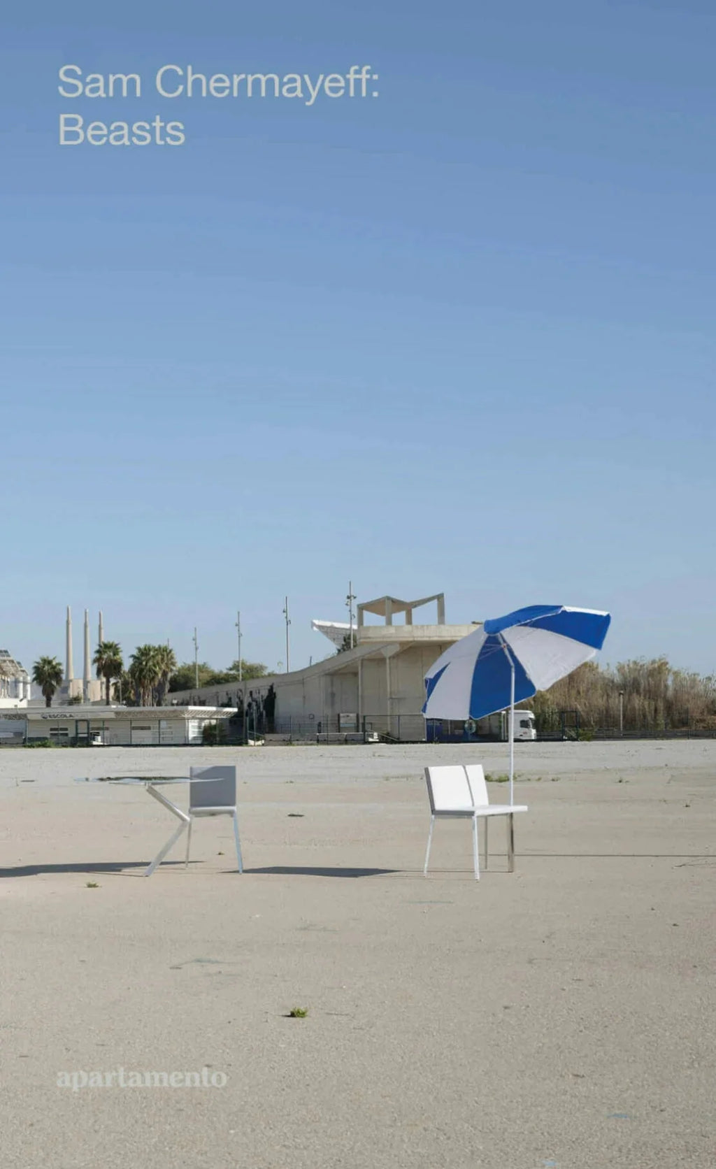 Sam Chermayeff: Beasts apartamento