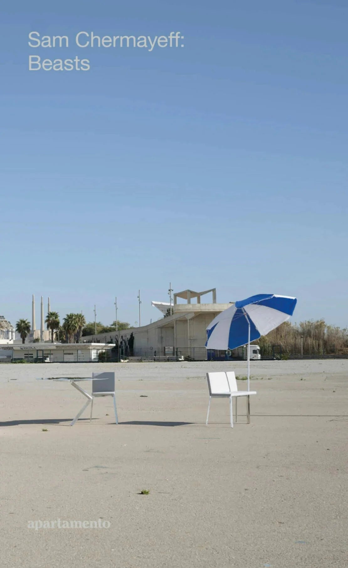 Sam Chermayeff: Beasts apartamento