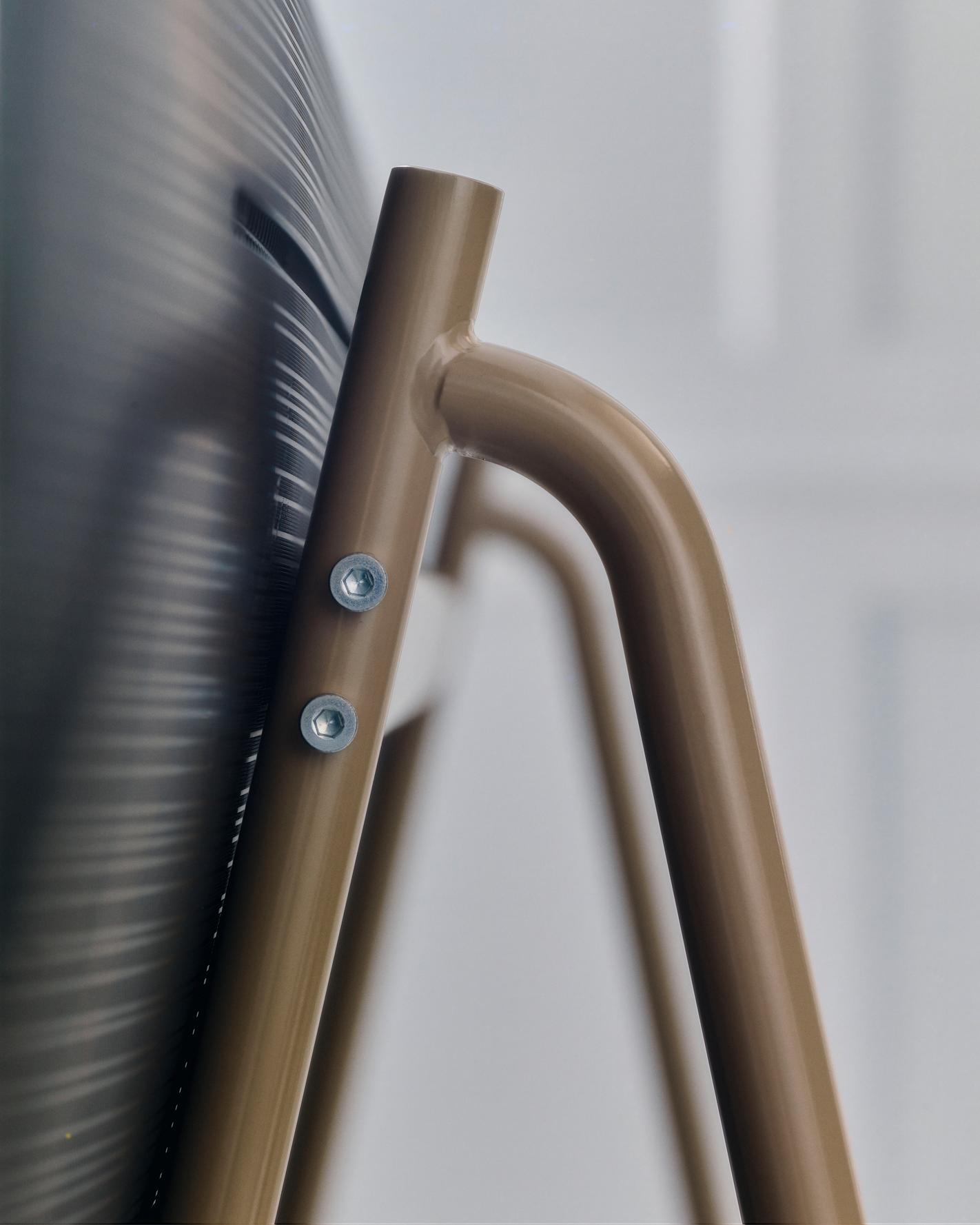 Bloom - Sandstorm Pedestal