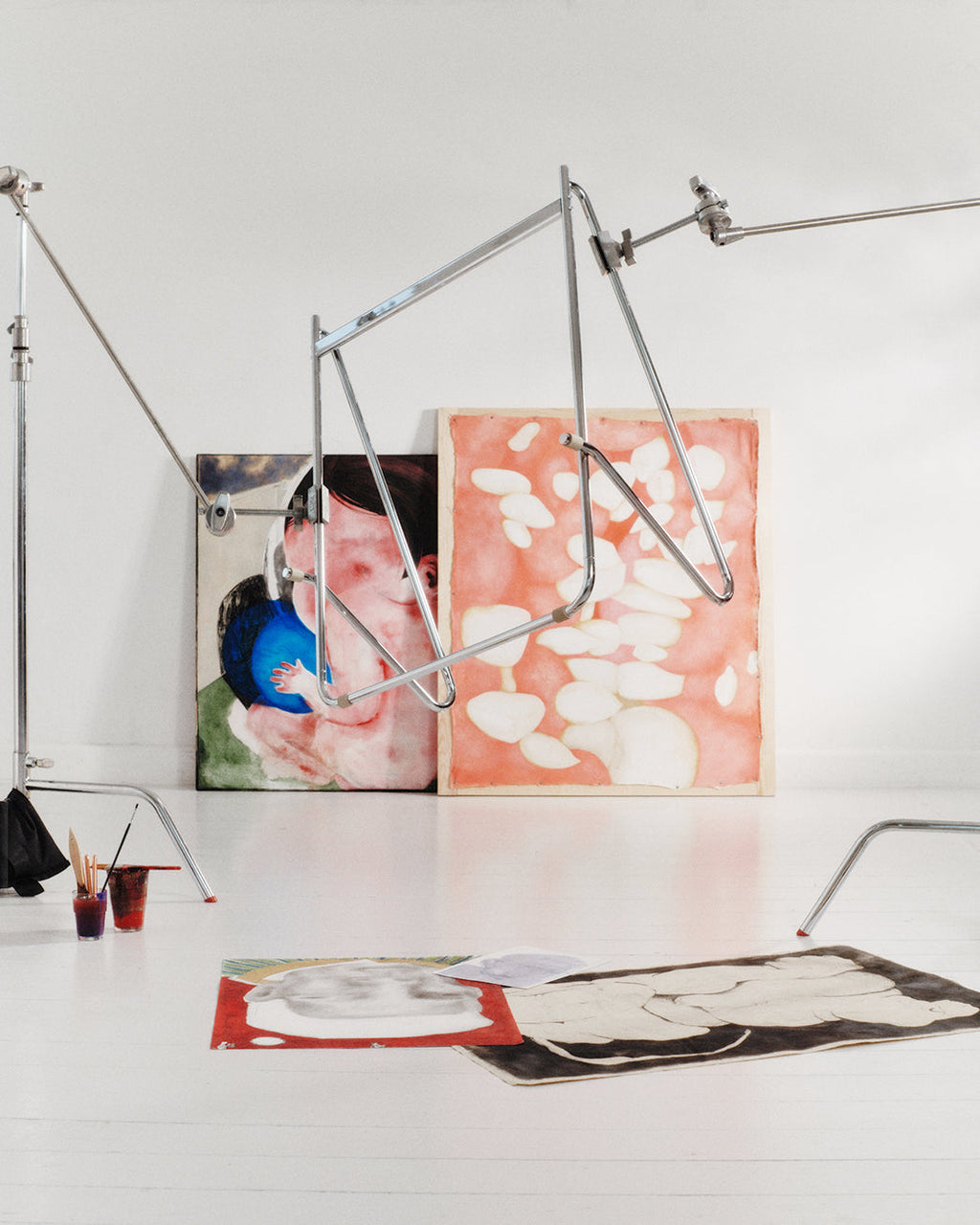 Bloom - Chrome Pedestal