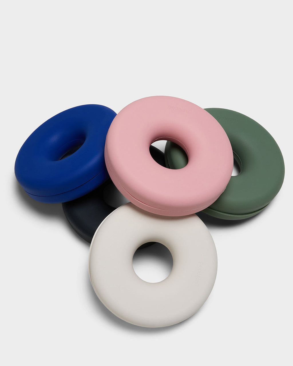 Cable Bagel - Ultra Marine Pedestal