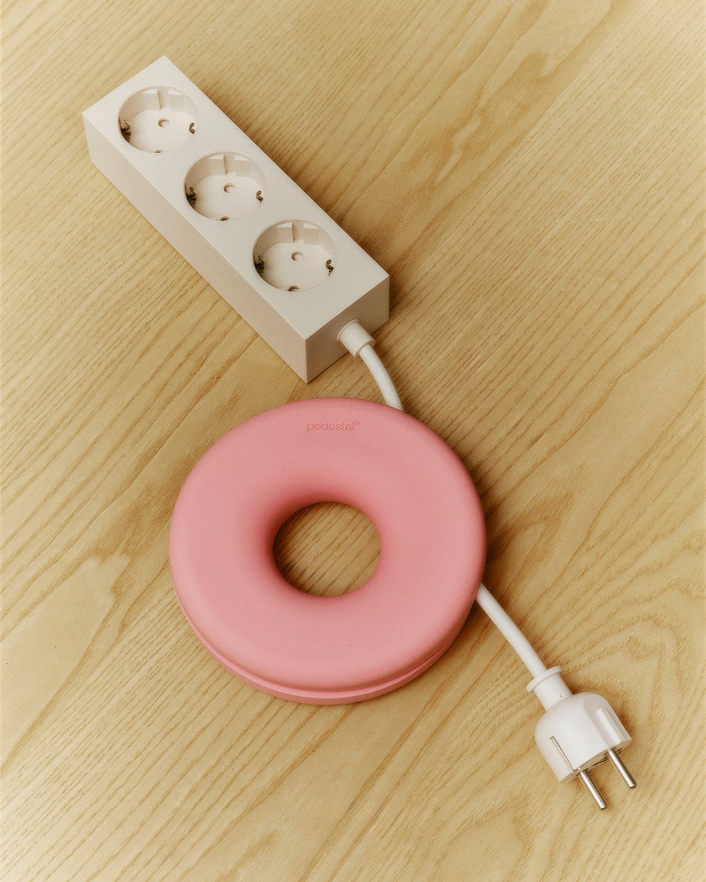 Cable Bagel - Bubble Gum Pedestal