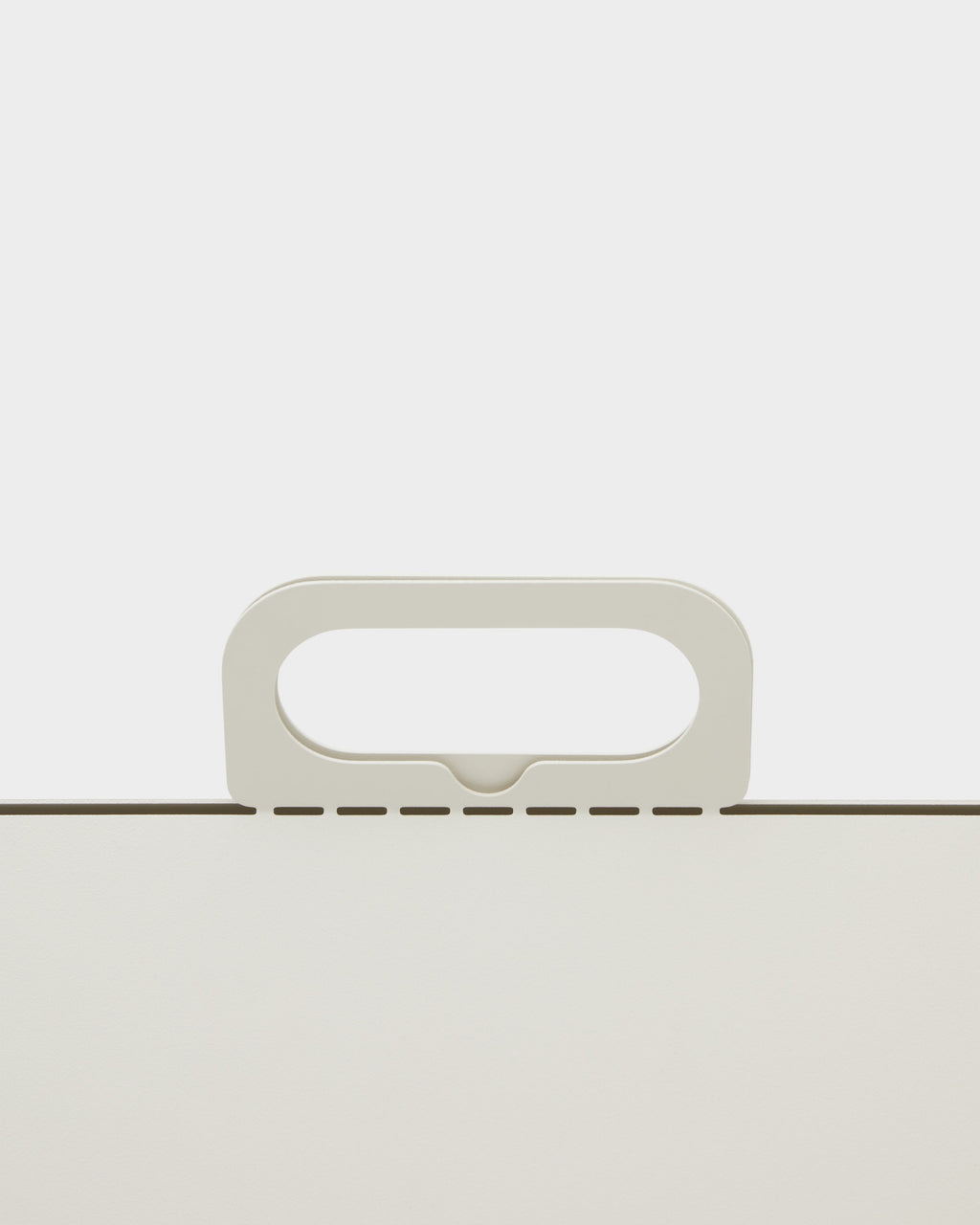 Cable House - Pearl Pedestal