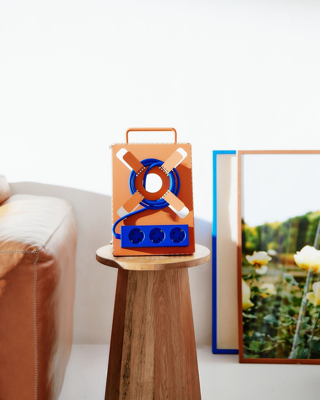 Cable Stand - Dusty Rose Pedestal