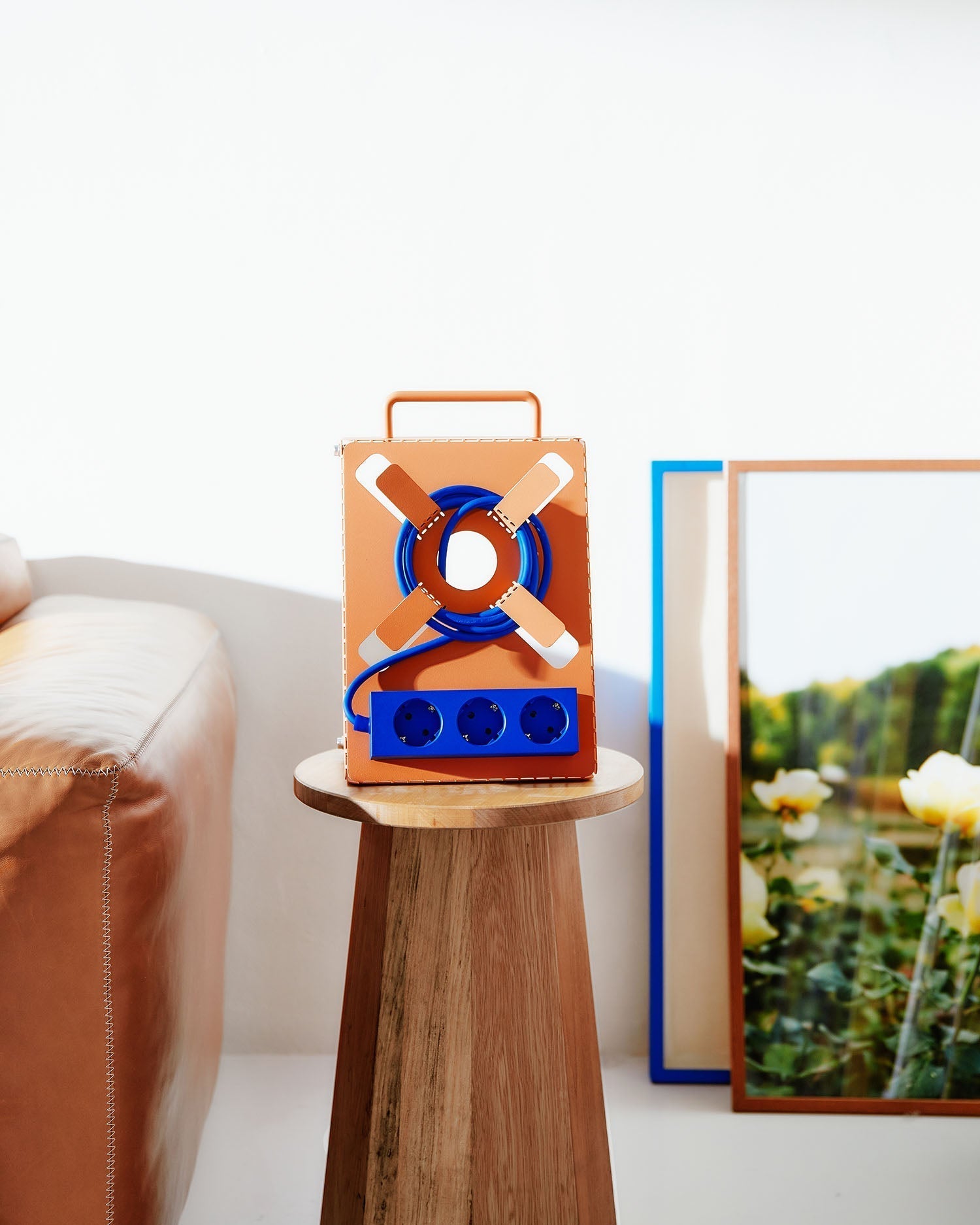 Cable Stand - Dusty Rose Pedestal