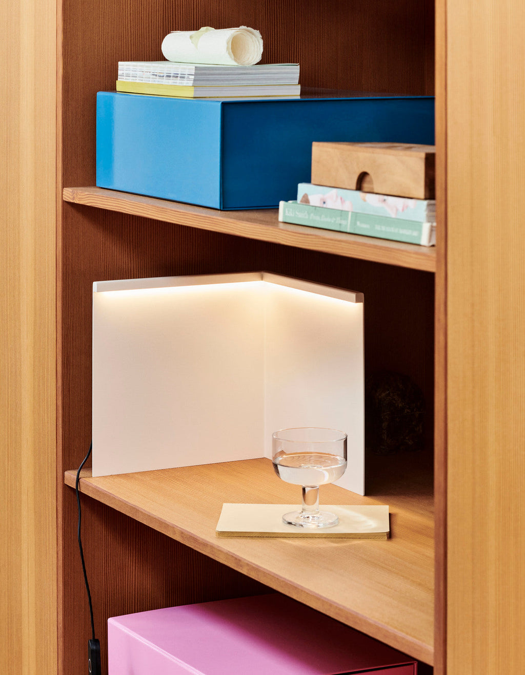 LBM Corner Table Lamp HAY