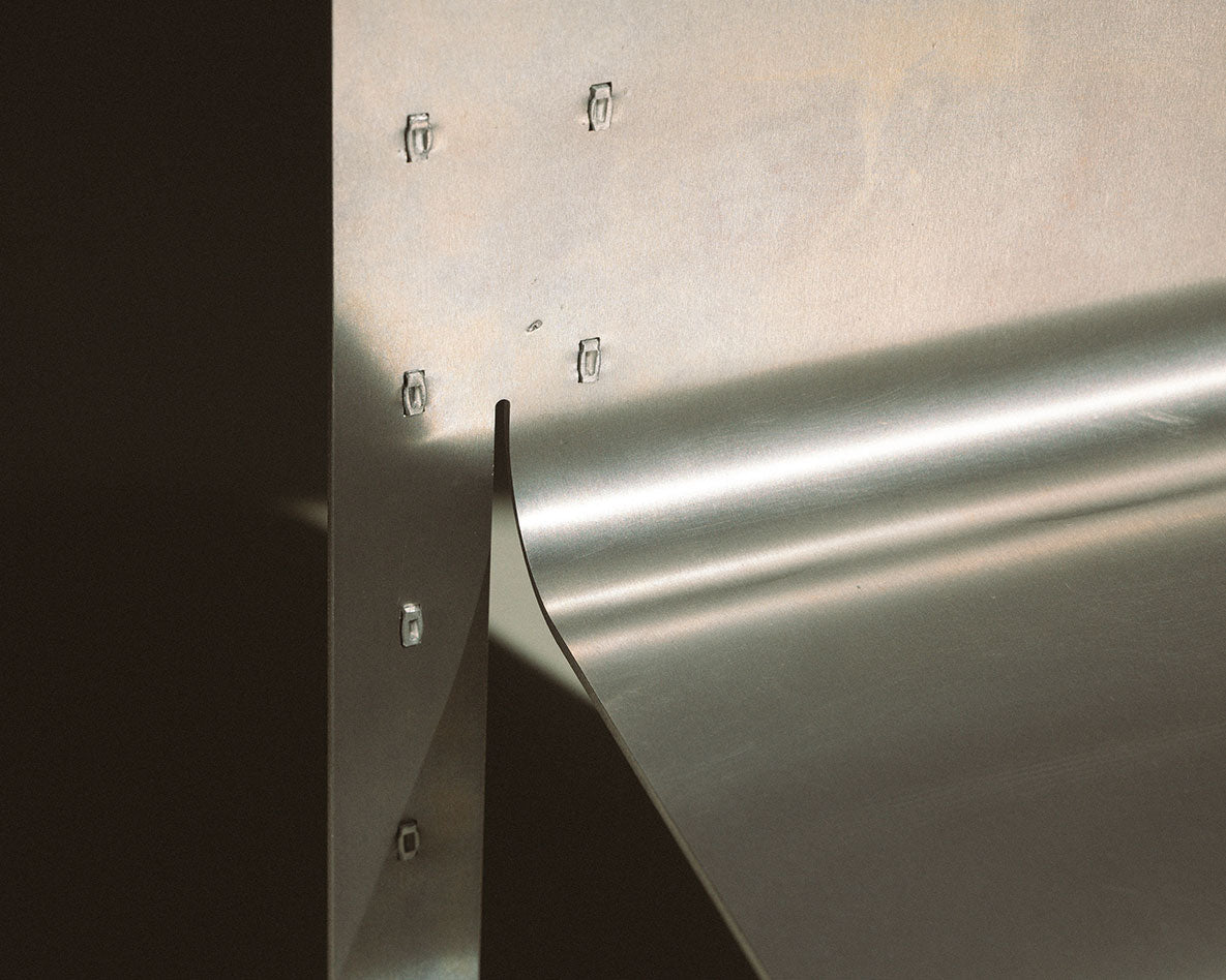 FRAMA - リベットチェア | アルミニウム