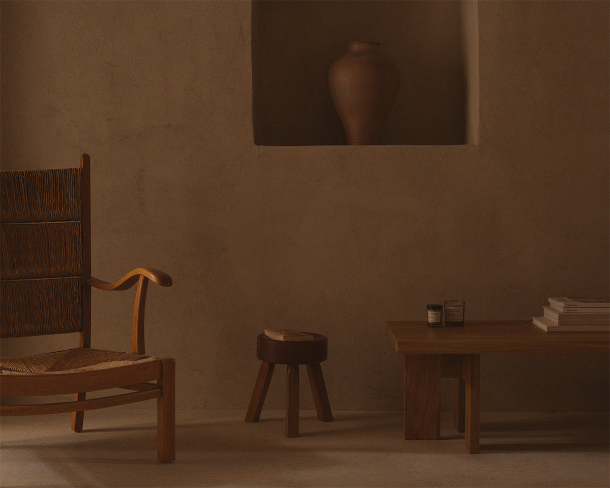 FRAMA - AML スツール | パイン材