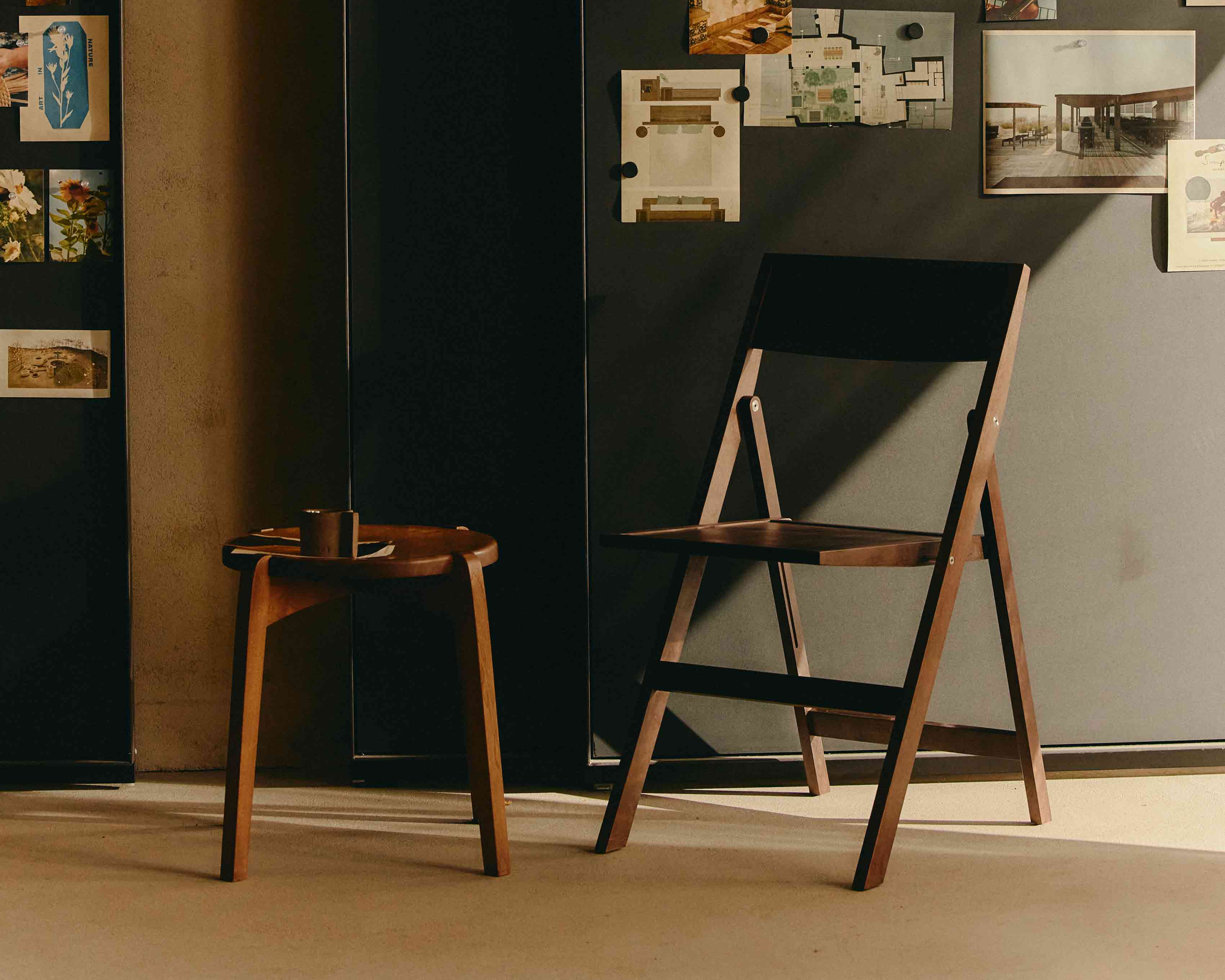 FRAMA - 折りたたみフラットチェア | ダークブラウンバーチ