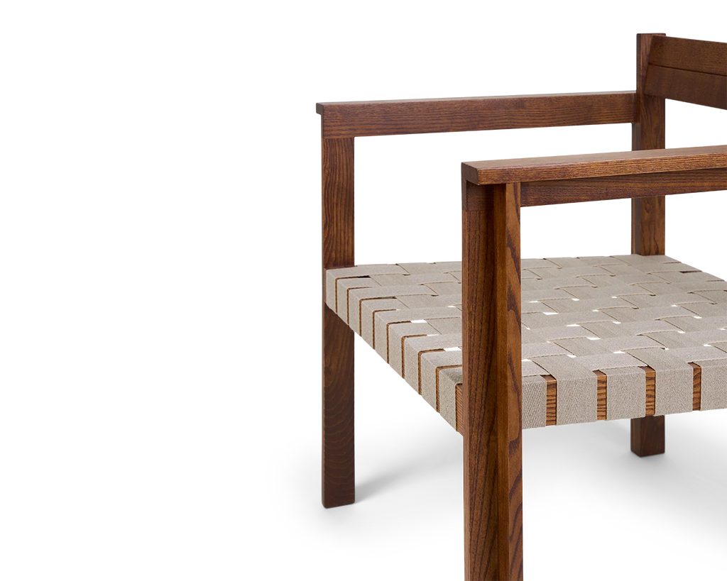 FRAMA - Symmetry Easy Chair | Honey Ash Wood / Oat Fabric