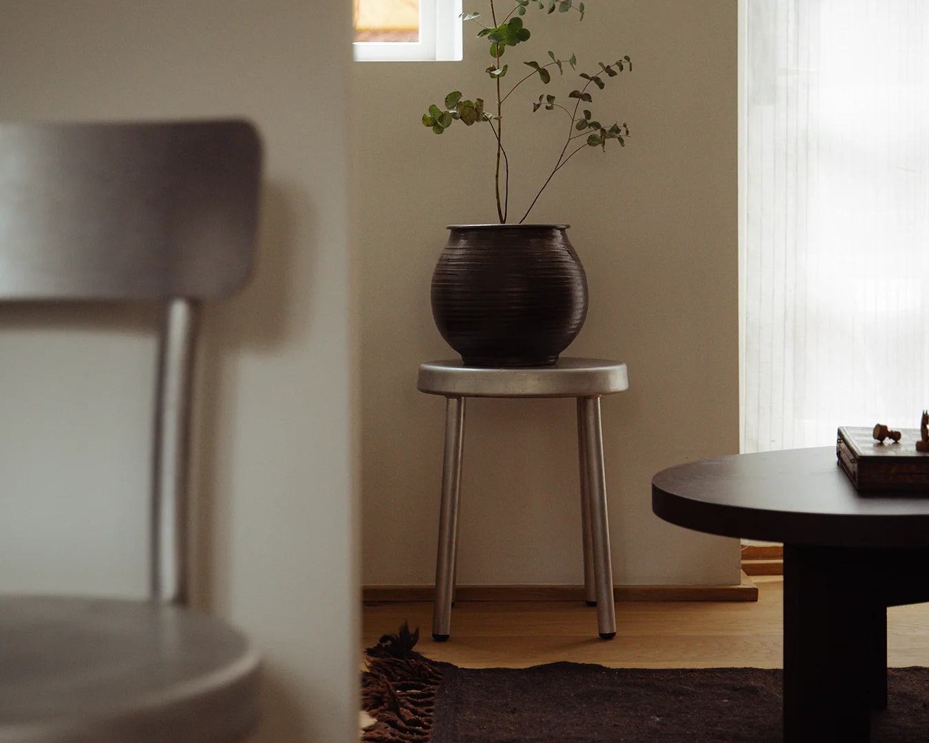 FRAMA - タスカ スツール |アルミニウム