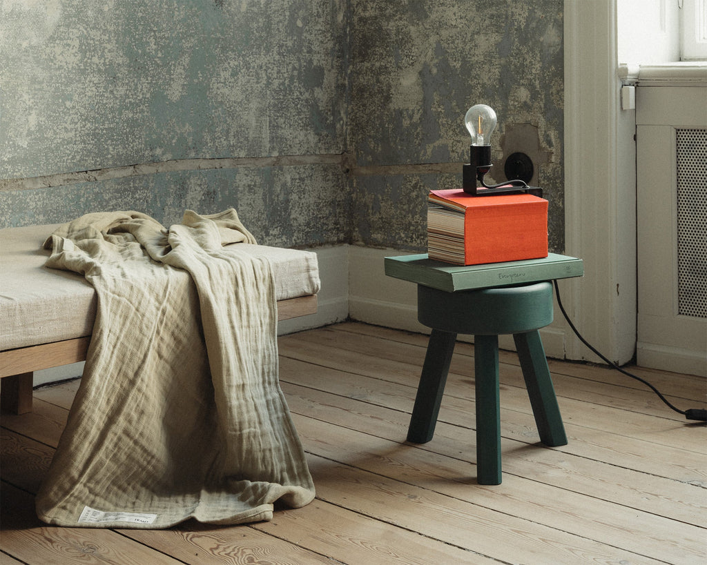 FRAMA - AML スツール | グリーンパイン