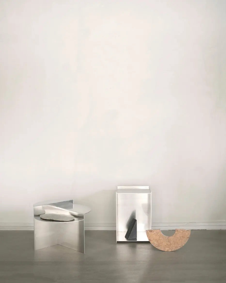 Rivet Box Table | Aluminum Frama