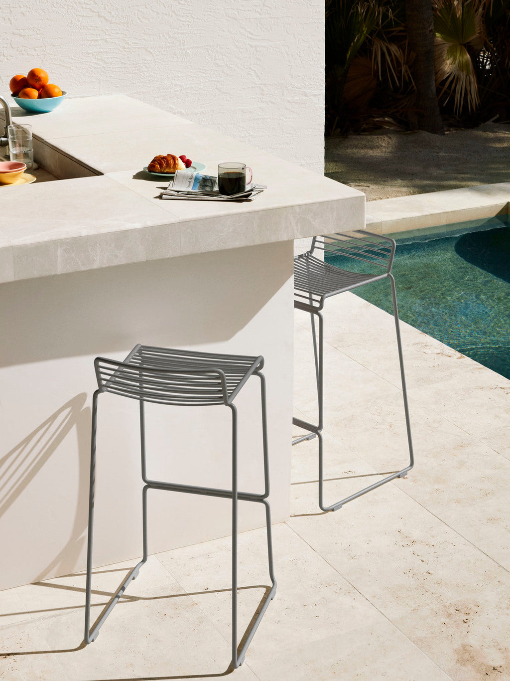 Hee Bar Stool HAY