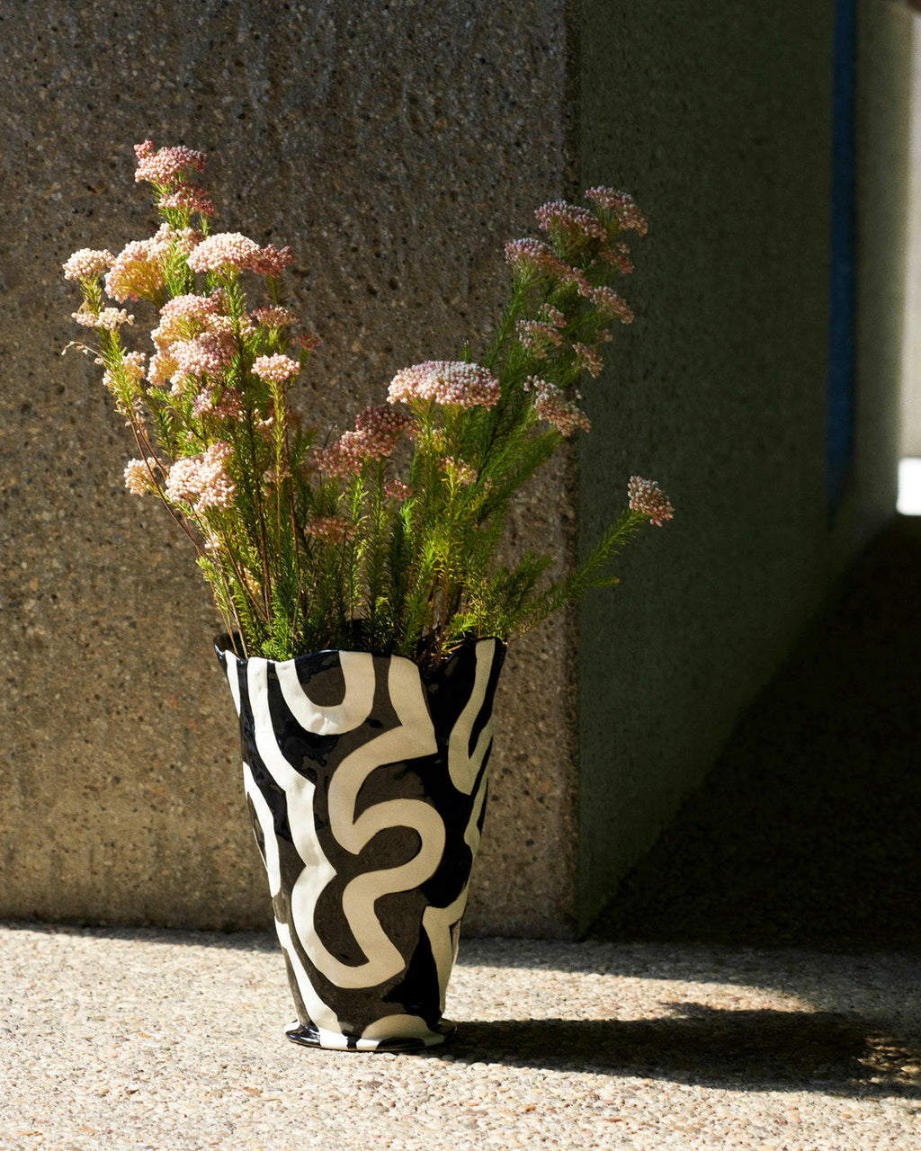 Jessica Hans Shadow Vase HAY