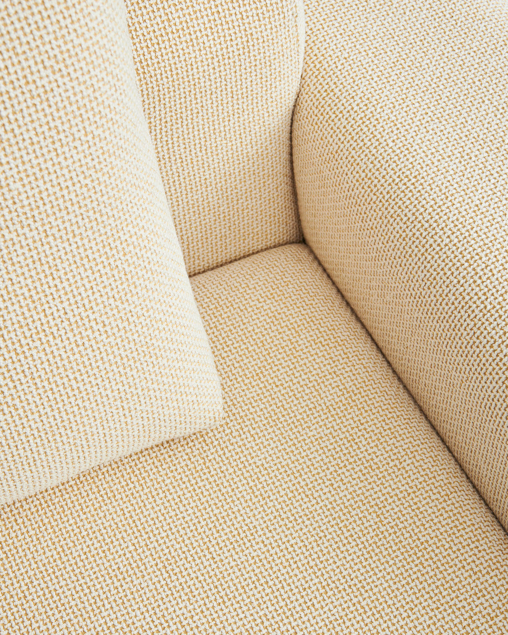 Mags Low Armrest 2.5 Seater Combination 1 HAY