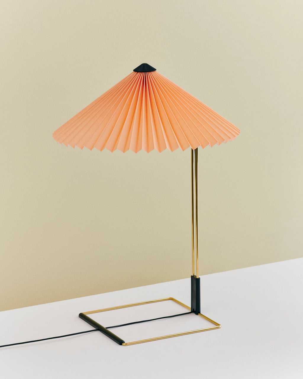 Matin Table Lamp Brass. 380 HAY