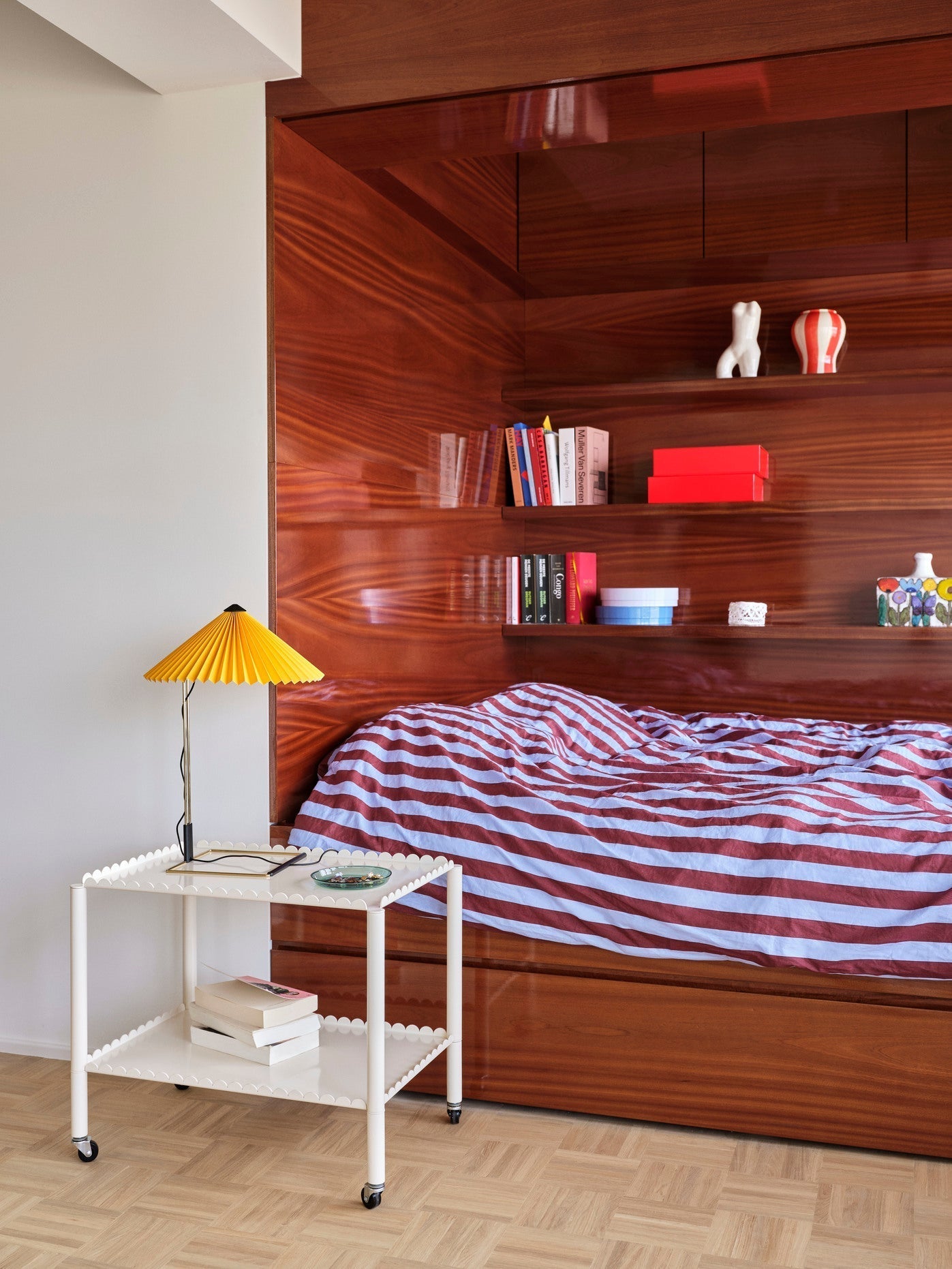 Matin Table Lamp Brass. 380 HAY