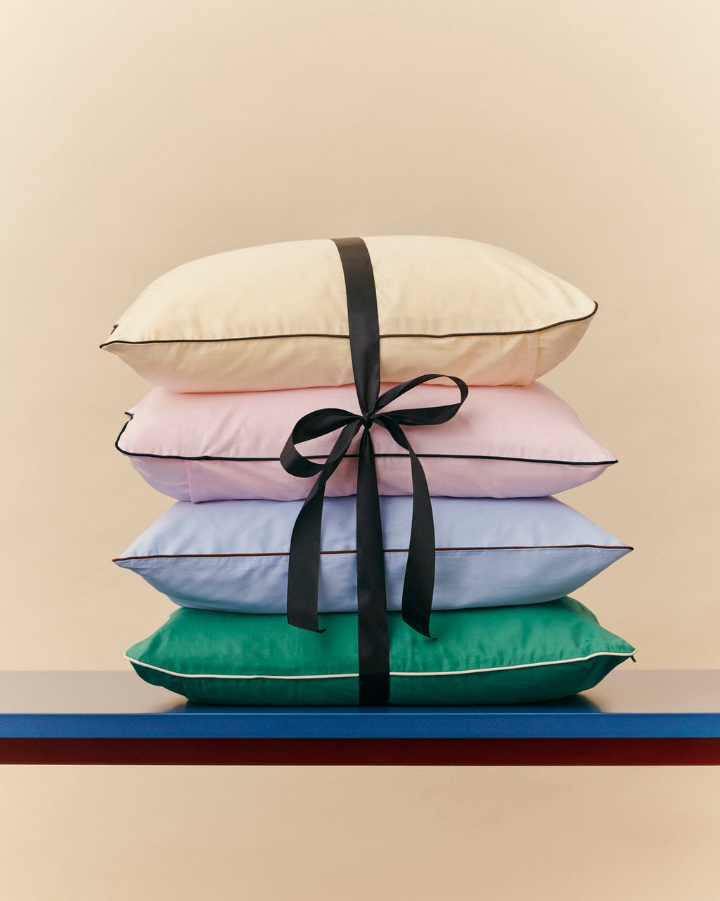 Outline Pillow Case HAY