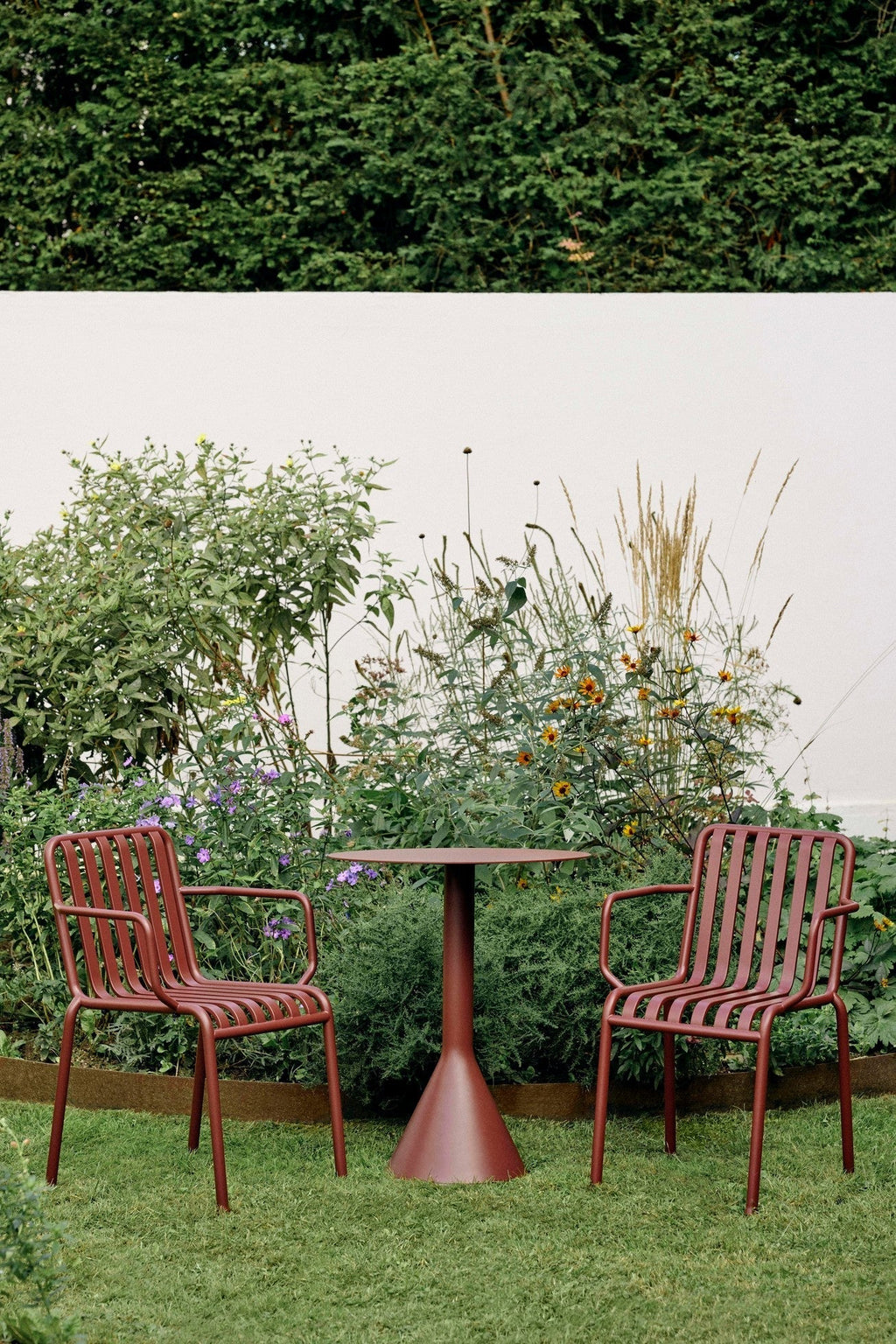 Palissade Armchair HAY