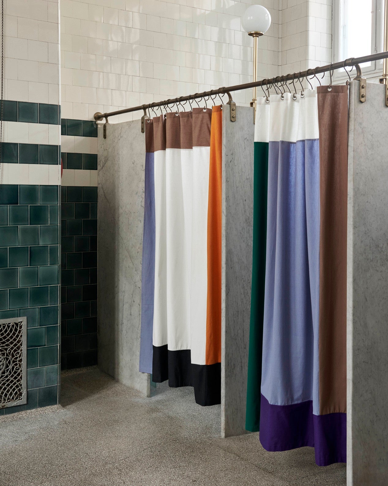 Pivot Shower Curtain HAY