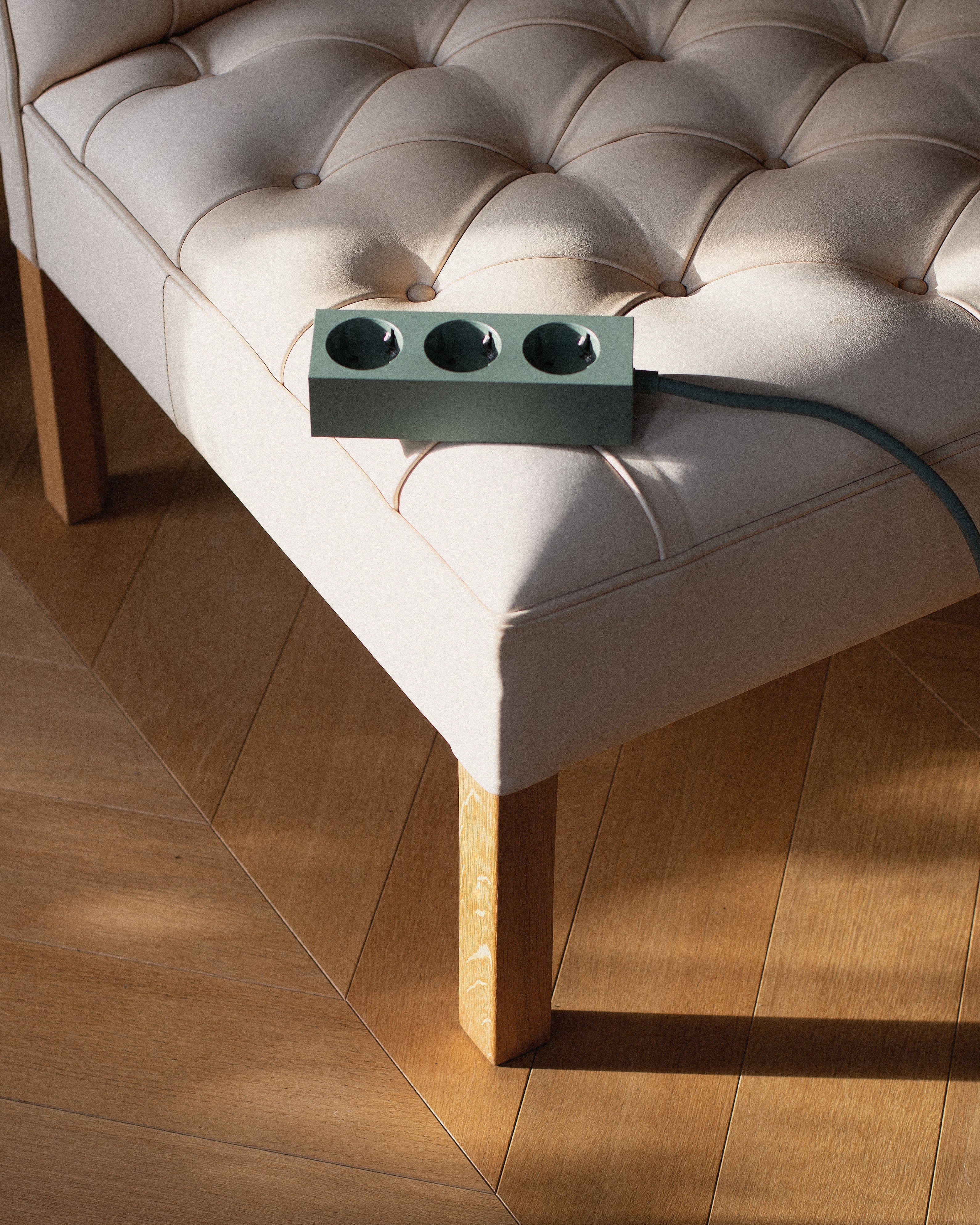 Power Bar 5 meters - Mossy Green Pedestal