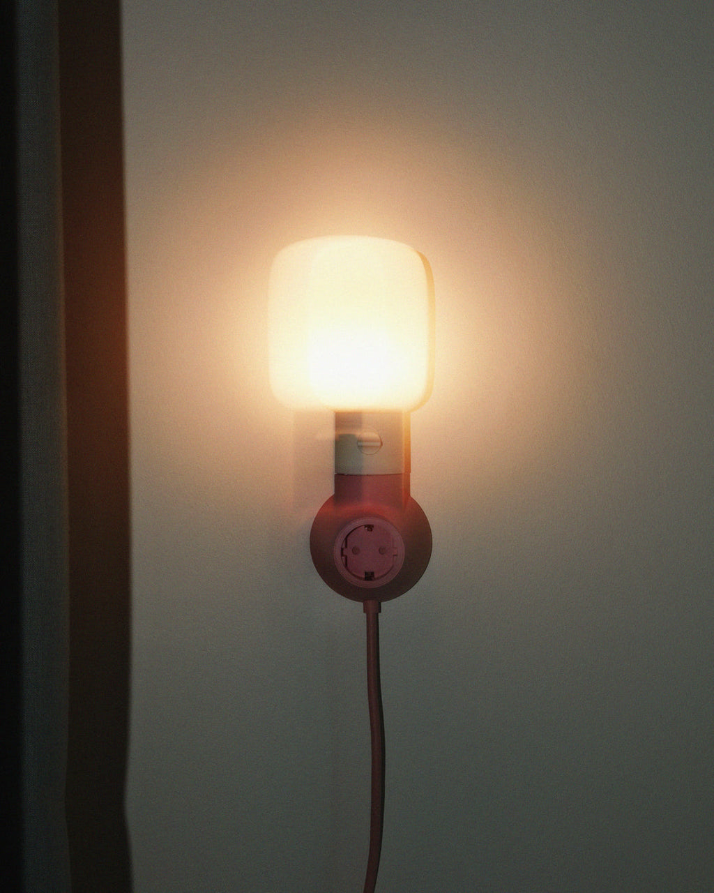 Power Base - Bubble Gum Pedestal