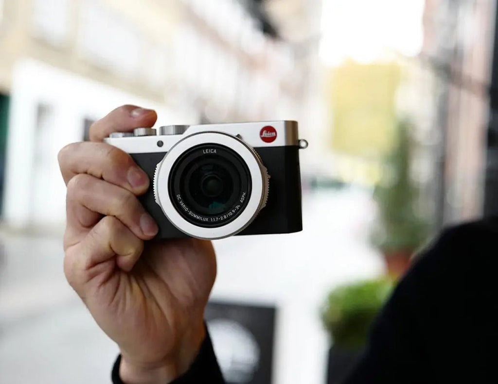 Leica D-LUX 7 / SILVER ANODIZED Digitalkameras 