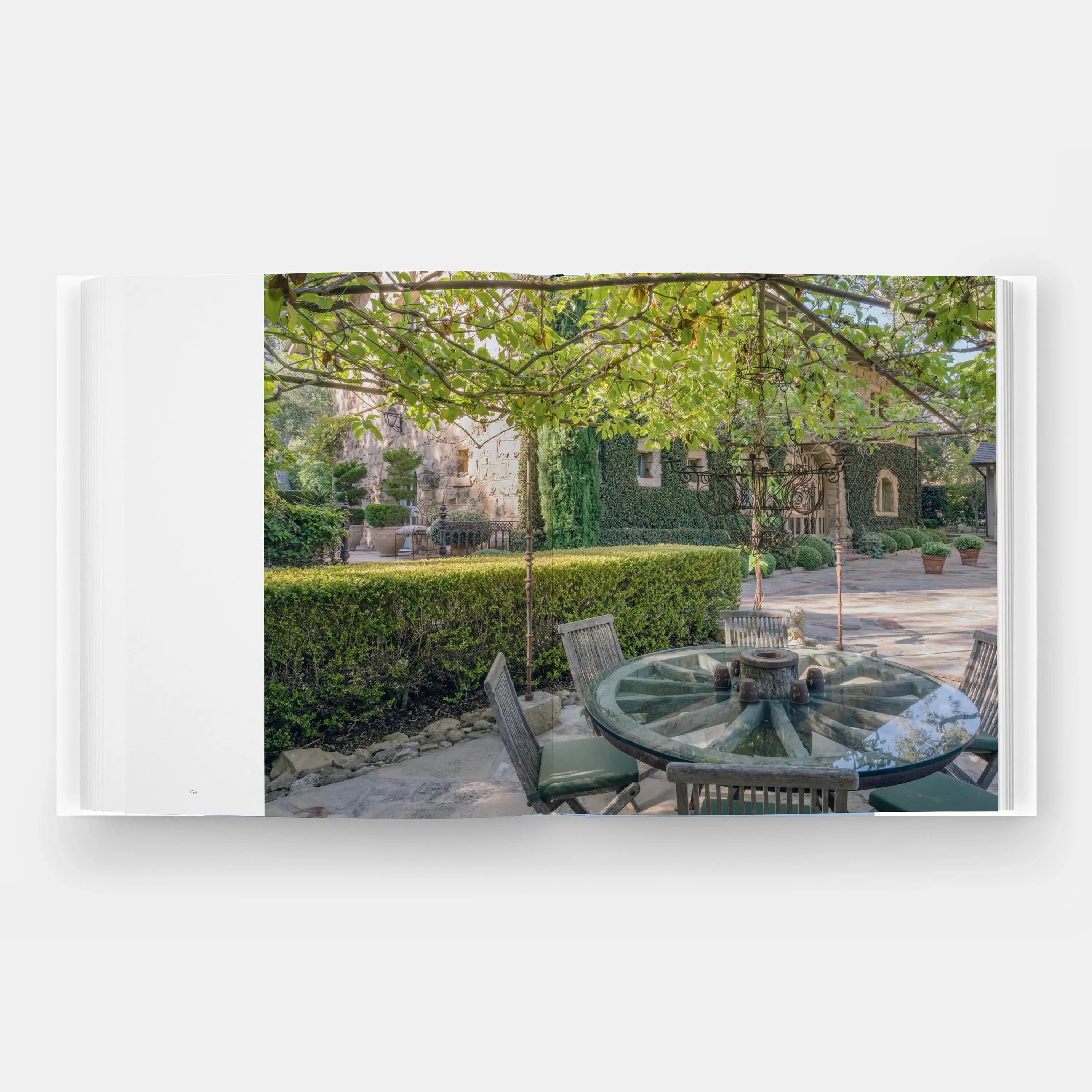 Monacelli Montecito Style : Paradise on California's Gold Coast 