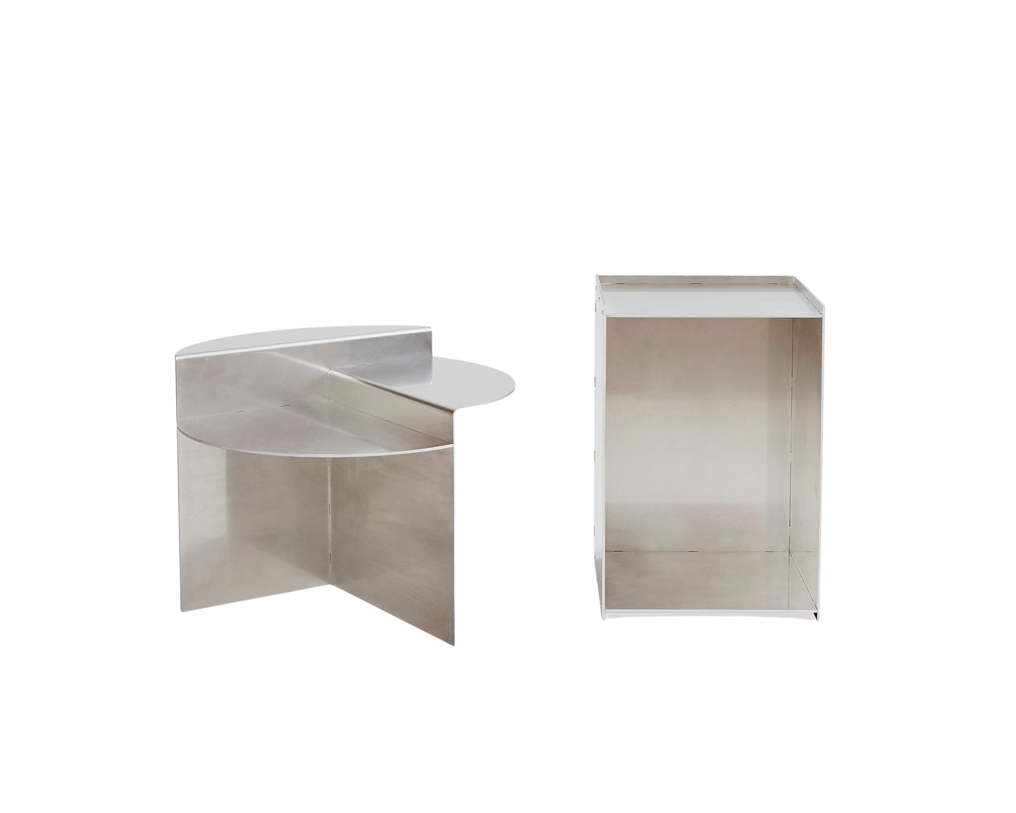 FRAMA - リベットサイドテーブル | アルミニウム